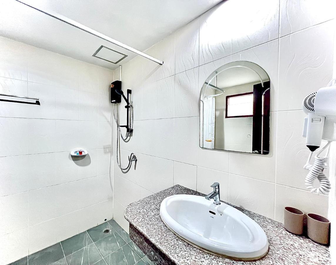 فندق 88 House Patong المظهر الخارجي الصورة
