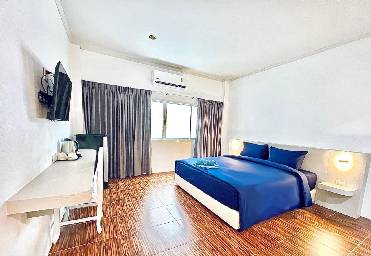 فندق 88 House Patong المظهر الخارجي الصورة