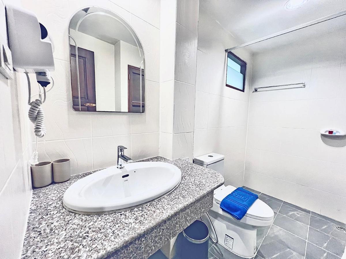 فندق 88 House Patong المظهر الخارجي الصورة